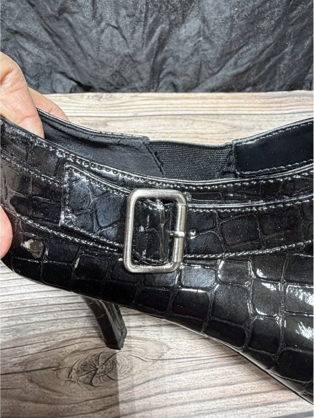 Kelly & Katie Paten Leather￼ Faux Alligator Booties Size 8